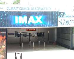 The museum is well-known for installing the first-ever 3D theatre in India named IMAX. The travelers here visit to experience the view of this amazing